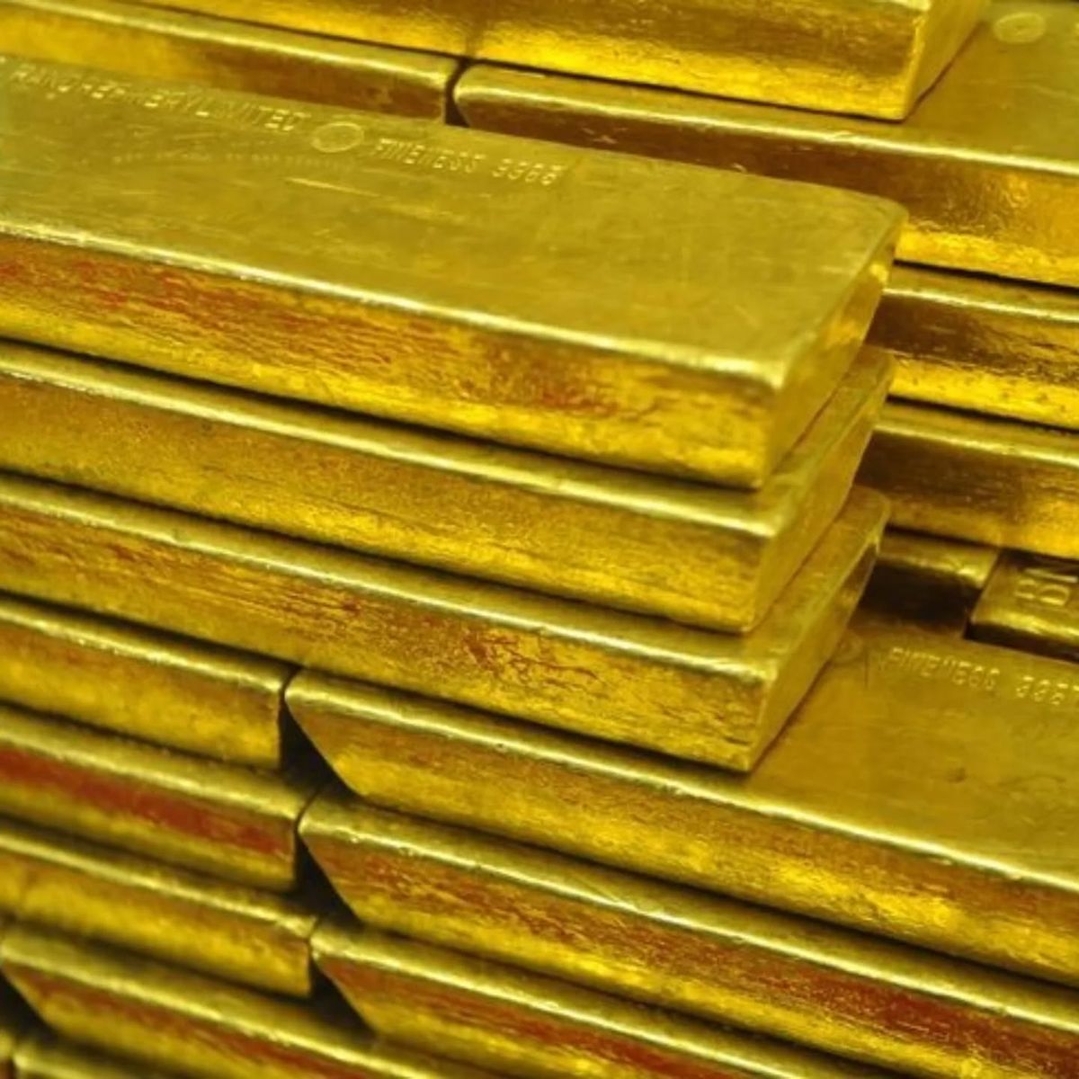 La demanda de bancos centrales sigue sosteniendo al mercado mundial del oro.